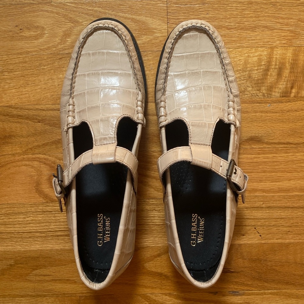 G.H. Bass & Co. Women's Croc Loafers